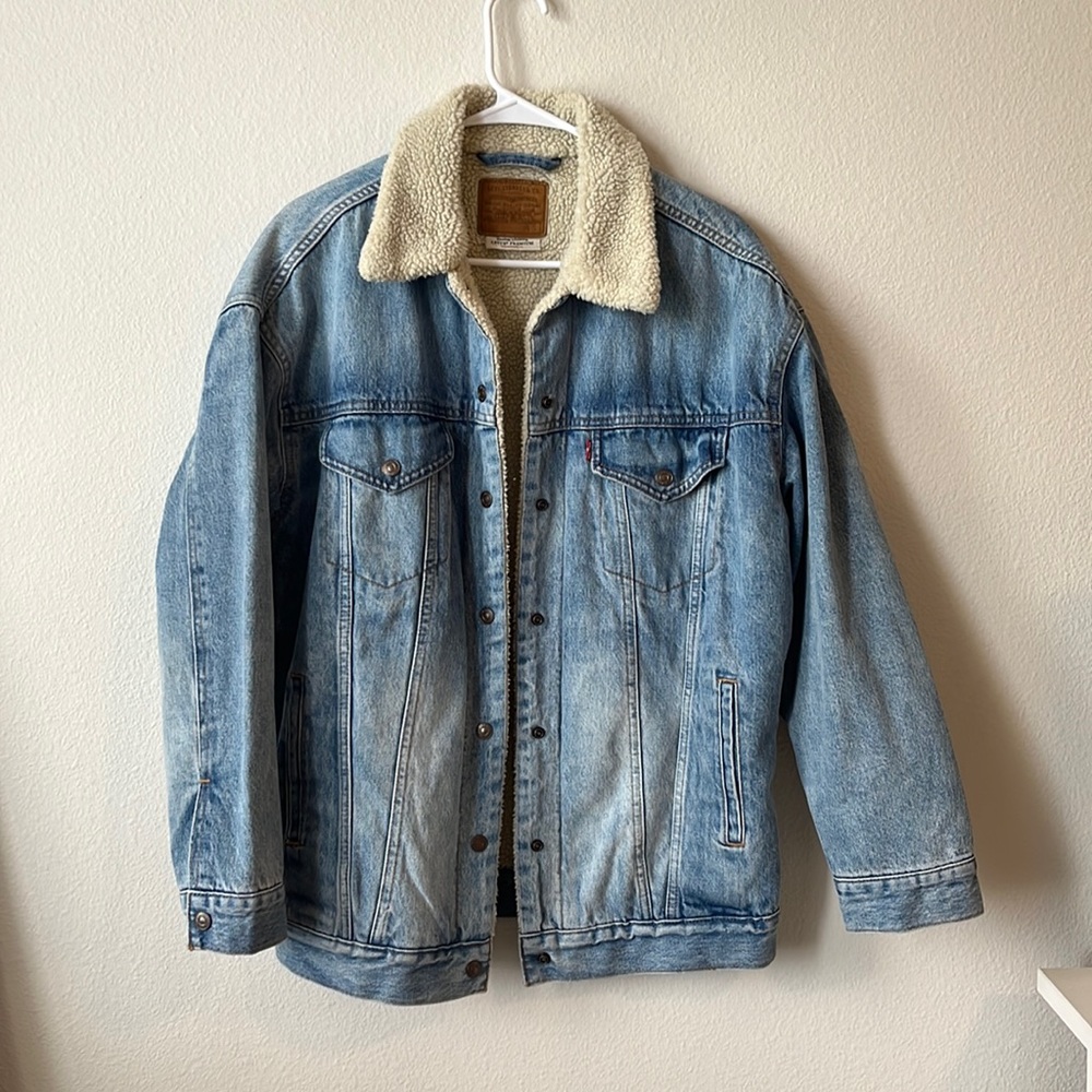 Levi’s oversized denim jacket